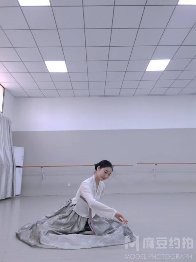 民国模特