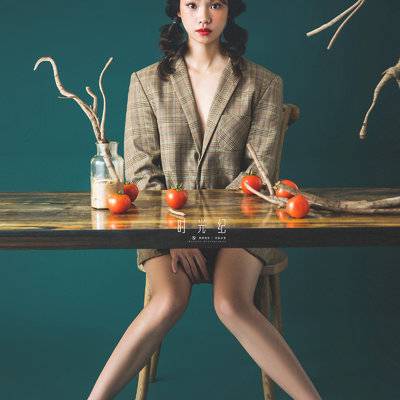 情绪模特