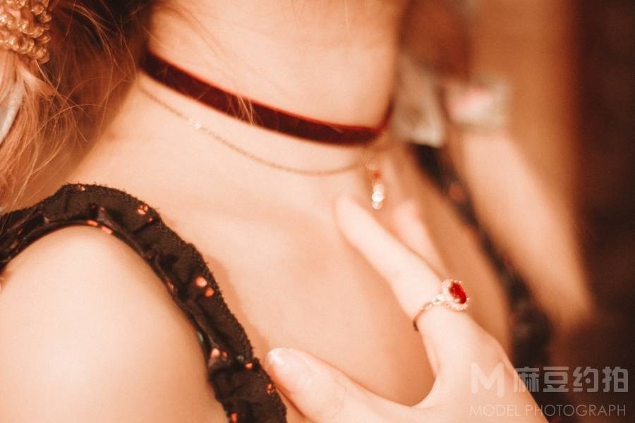 胶片模特