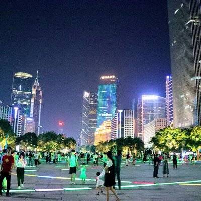夜景模特