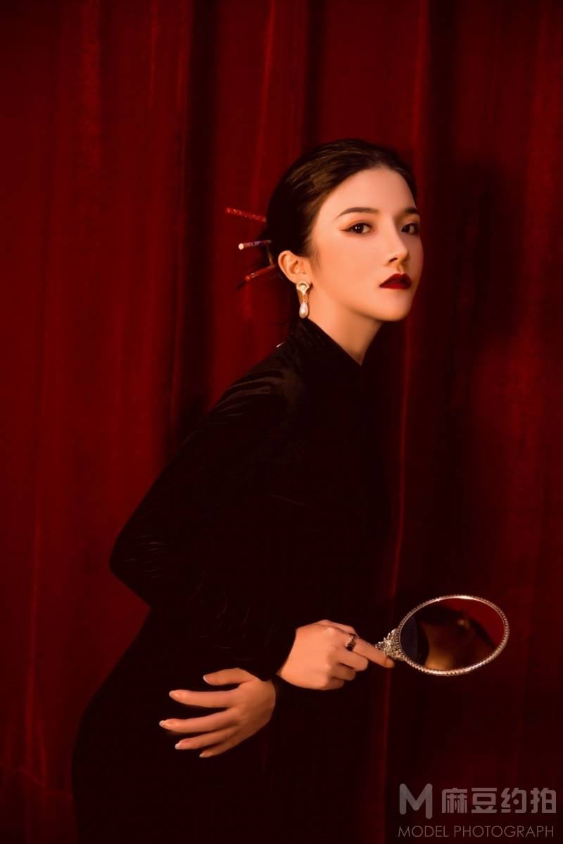 暗黑模特