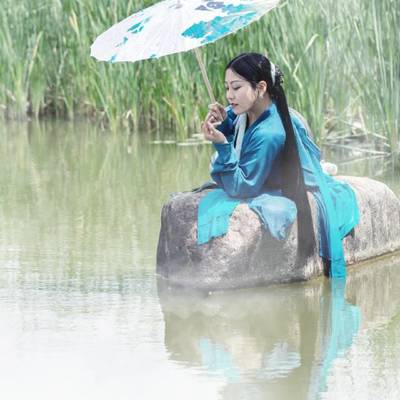 汉服模特