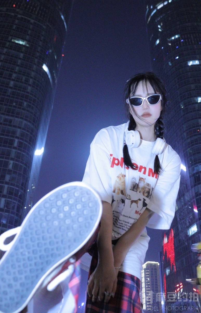 胶片模特