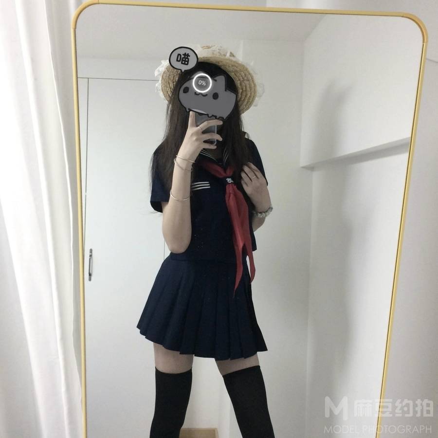 宝丽来模特