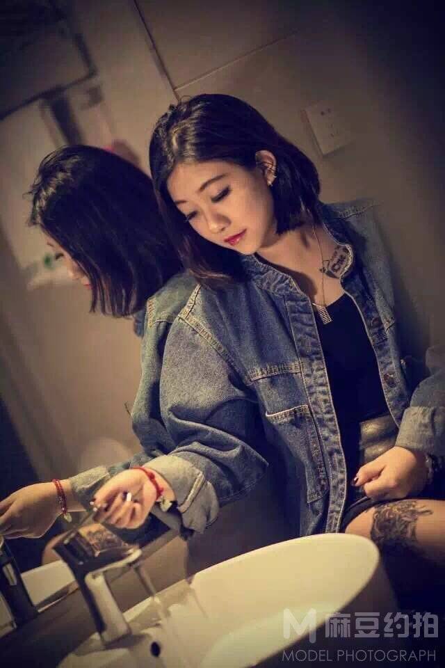 清新模特