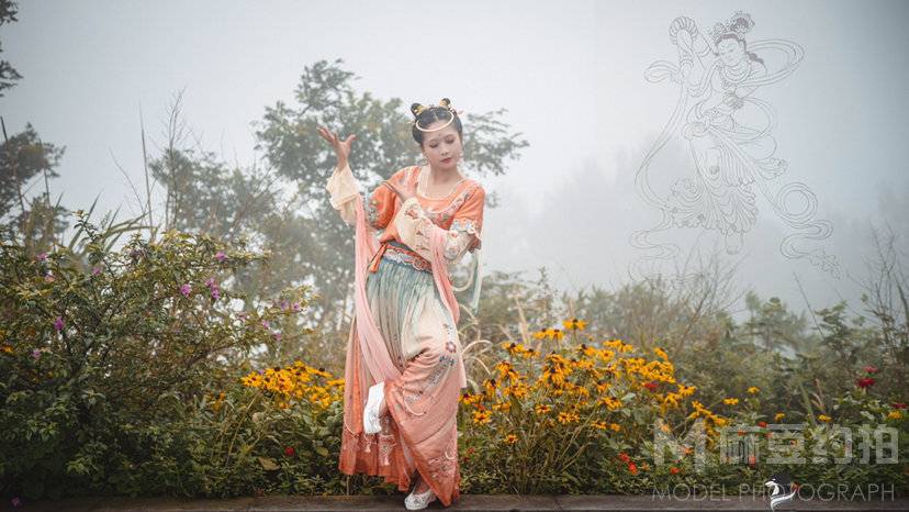 汉服模特