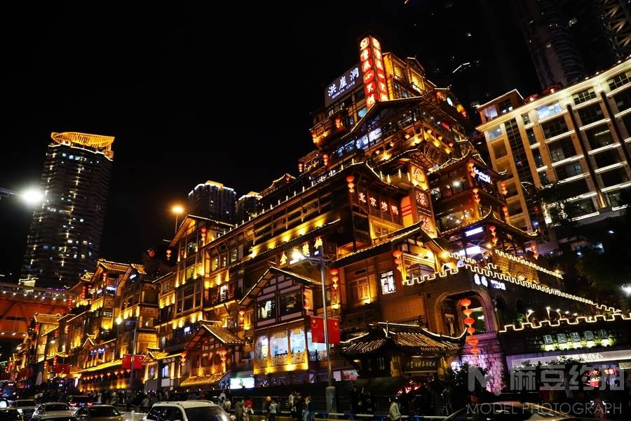 夜景模特
