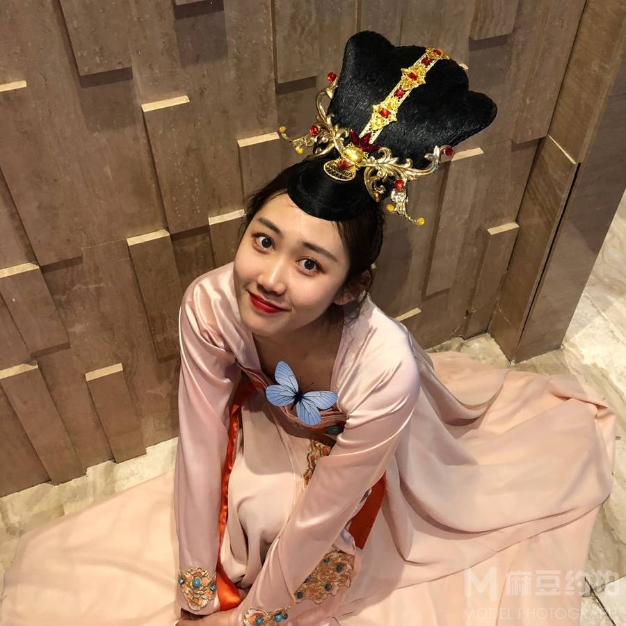 胶片模特