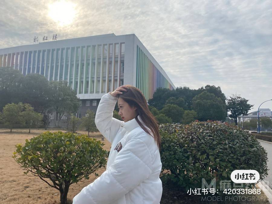 校园模特