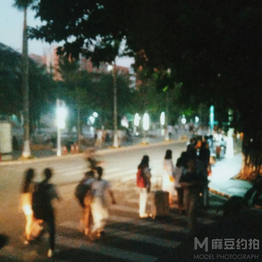 夜景模特