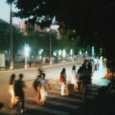 夜景模特