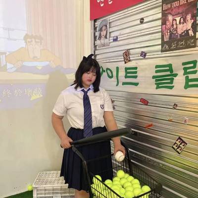 校园模特