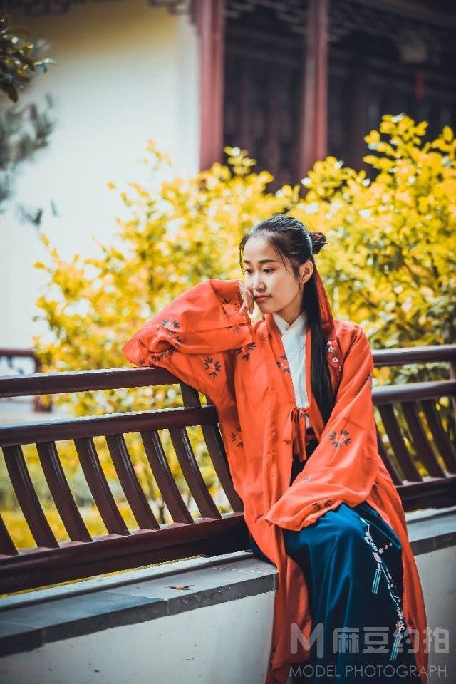 汉服模特