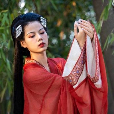 汉服模特