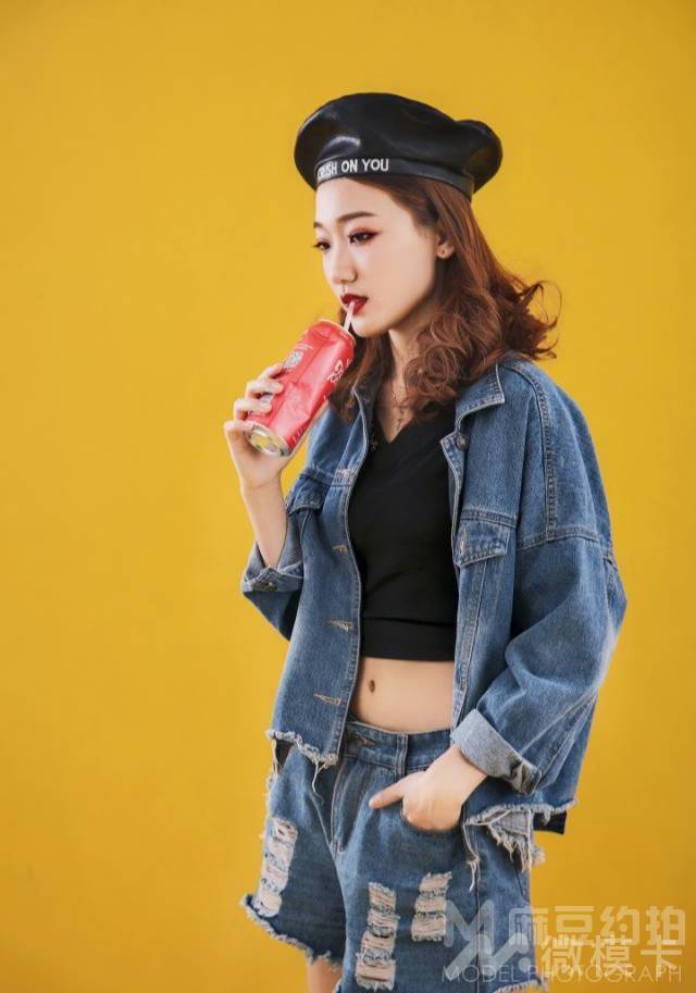 少女模特