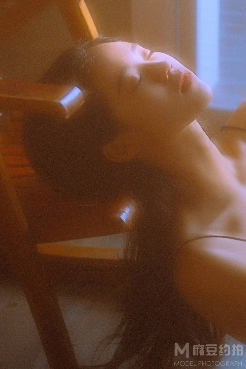 胶片模特