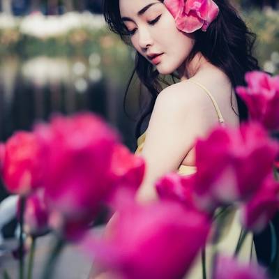 情绪模特