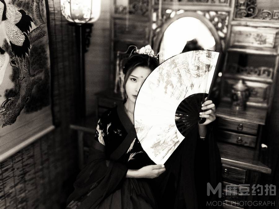 情绪模特