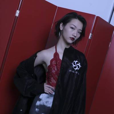 暗黑模特