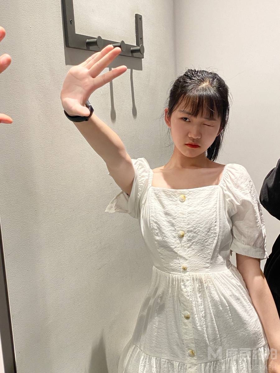 胶片模特