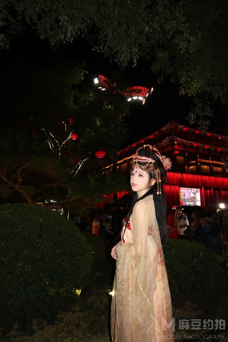 妆容模特