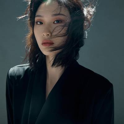 黑白模特