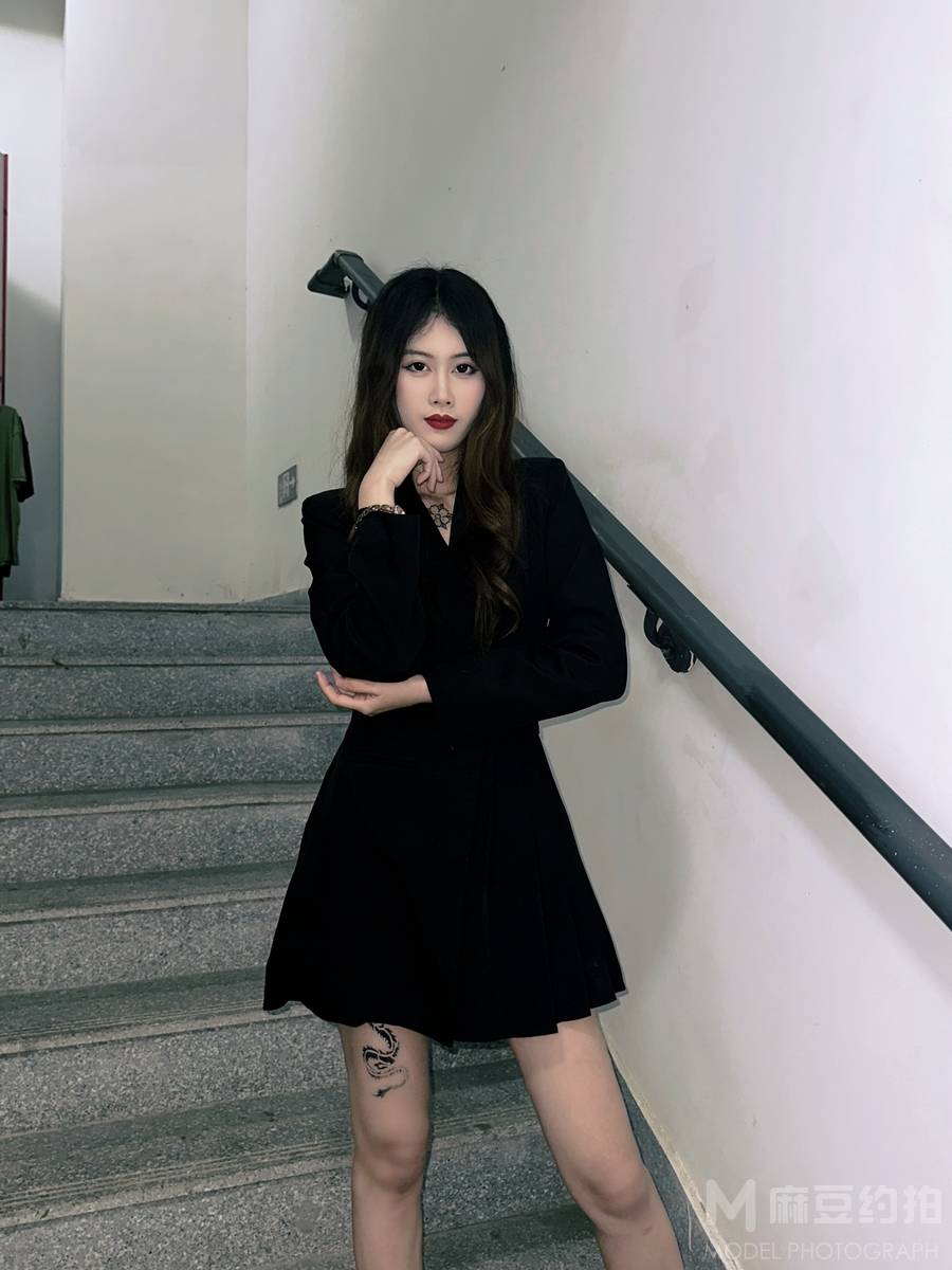暗黑模特