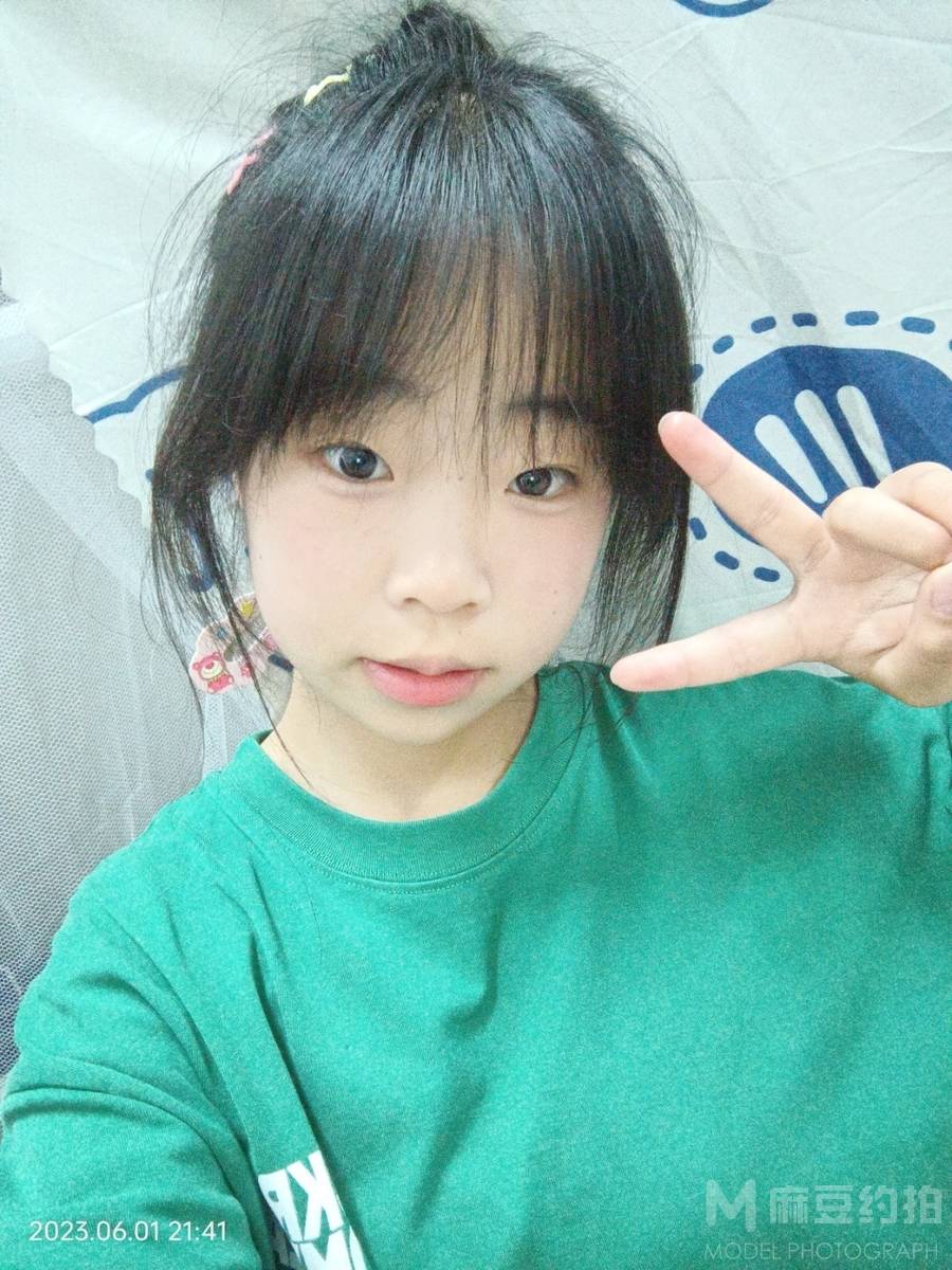 少女模特