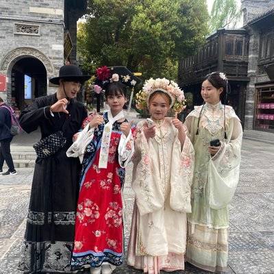 汉服模特