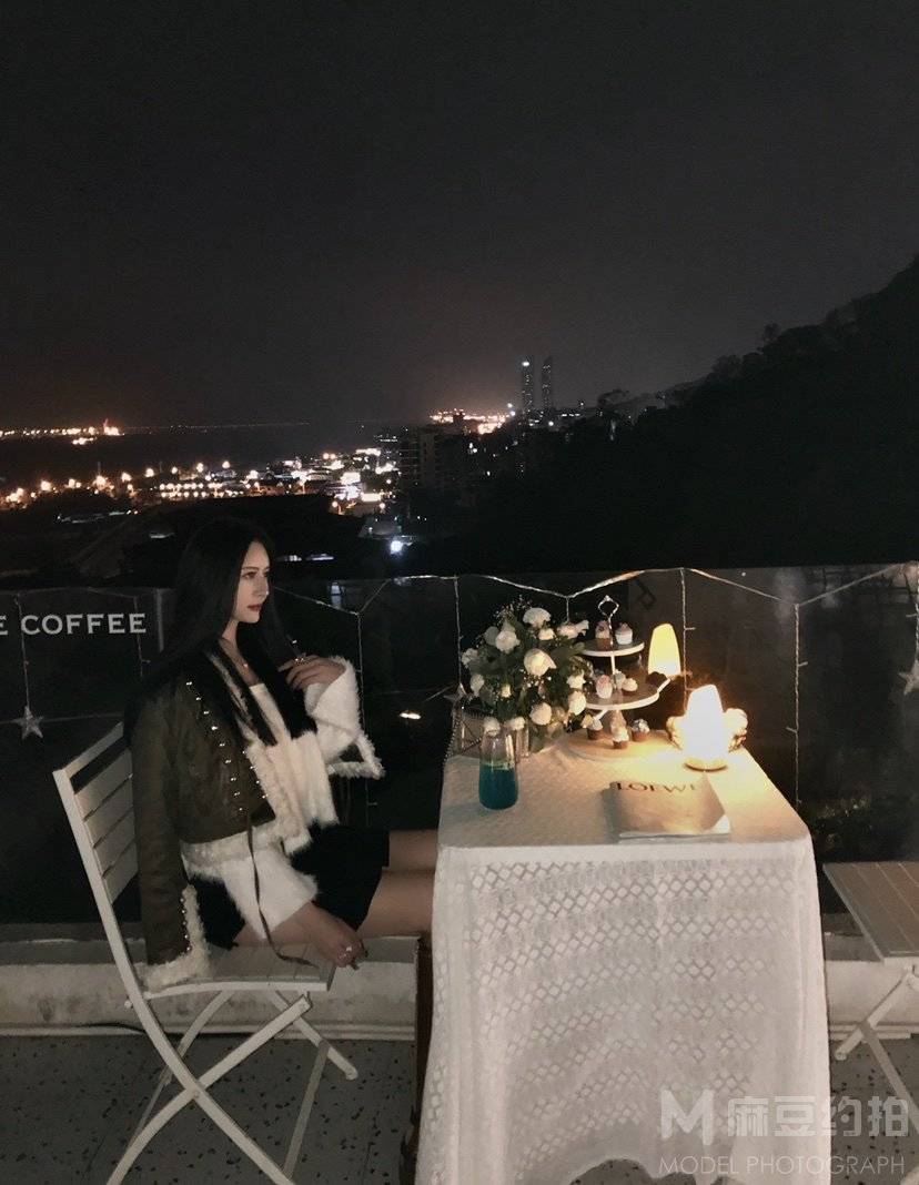 夜景模特