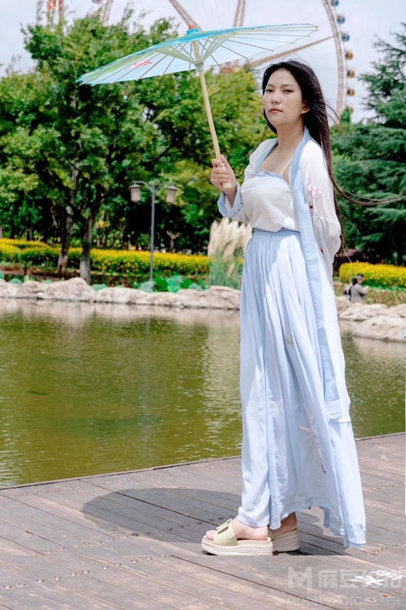 纪实模特