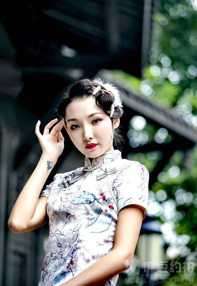 民国模特