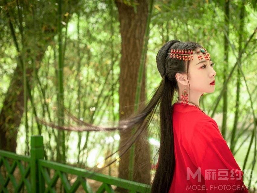 民国模特