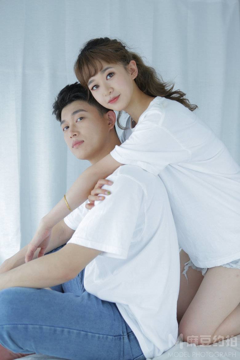 情侣模特