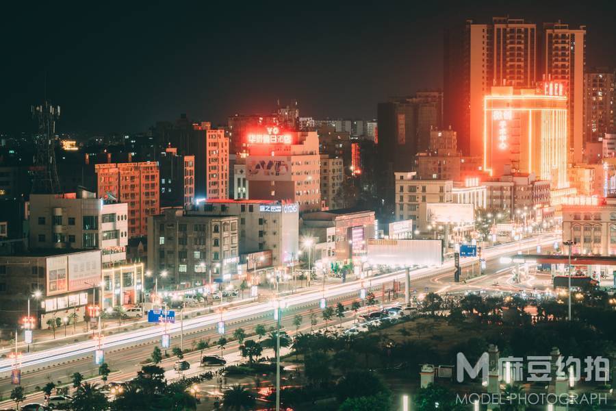 夜景模特