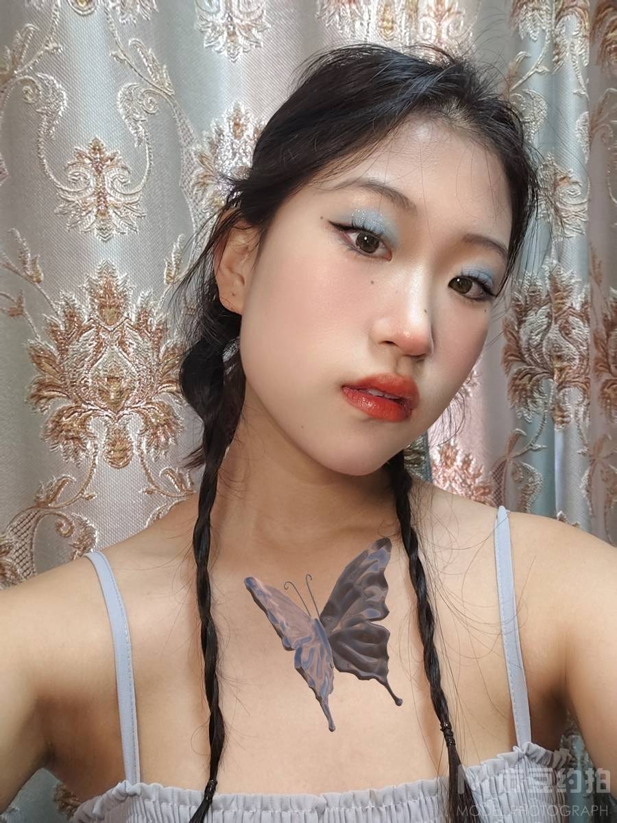 妆容模特