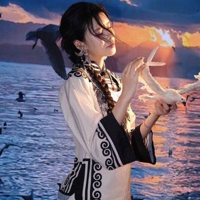 宝丽来模特