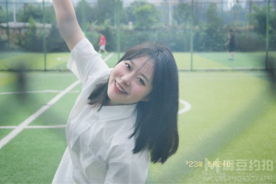 校园模特