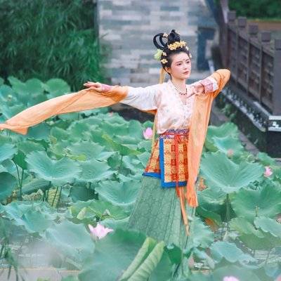 汉服模特