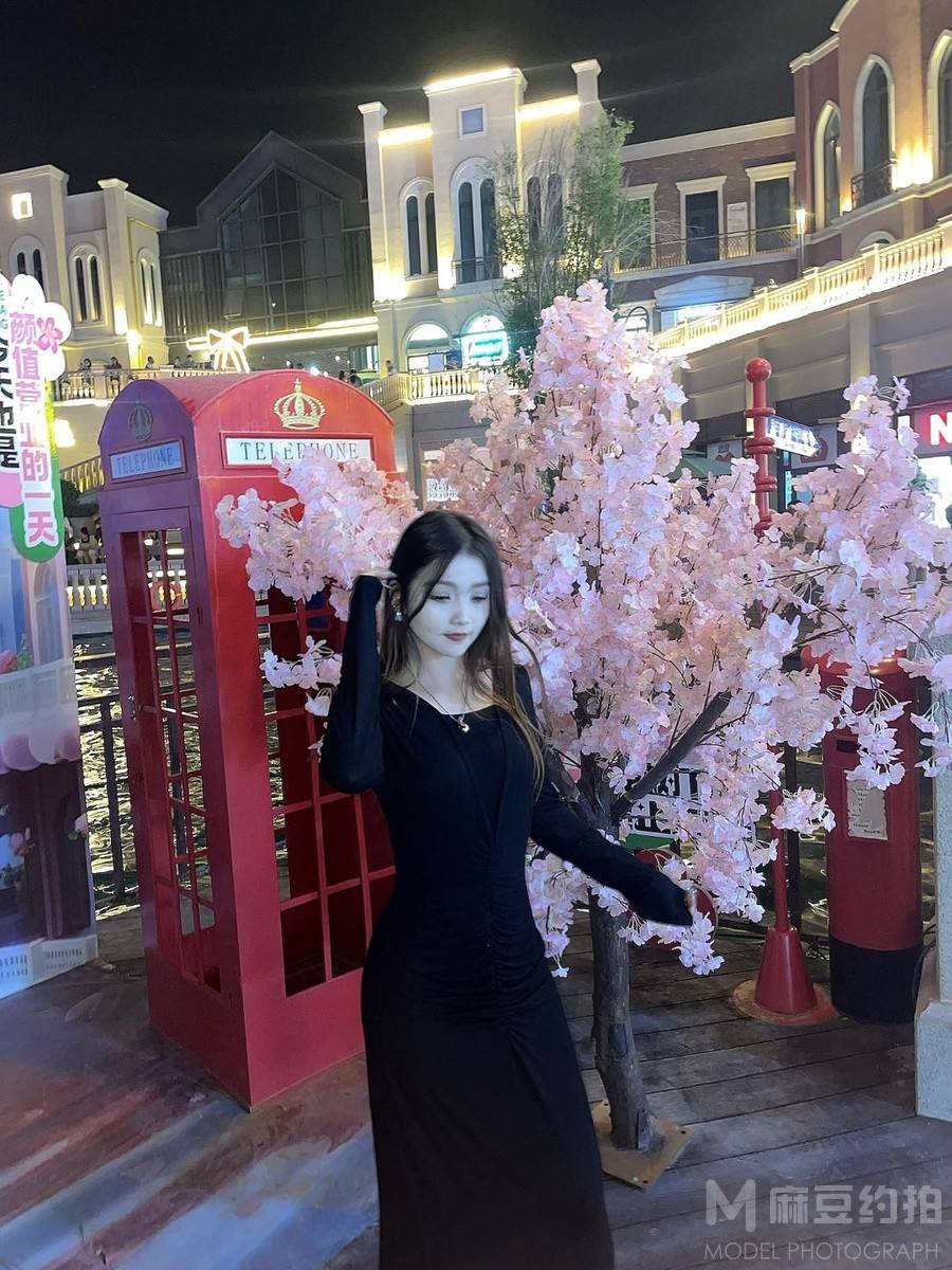 民国模特