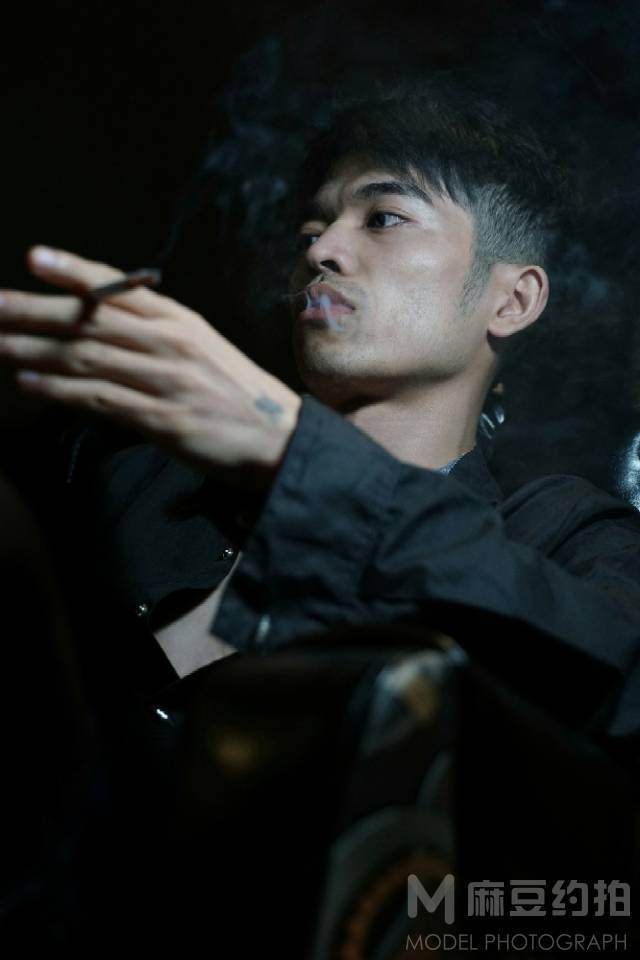 暗黑模特