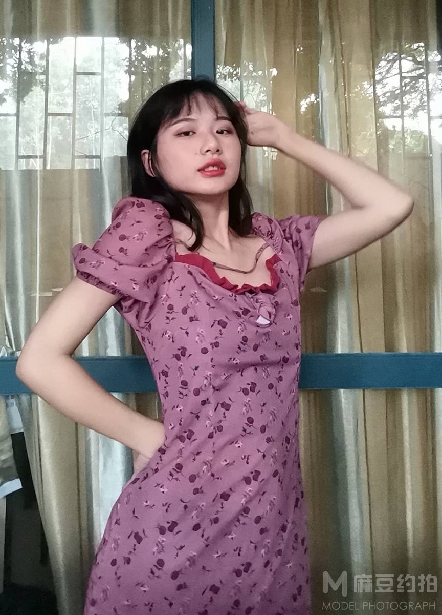 妆容模特