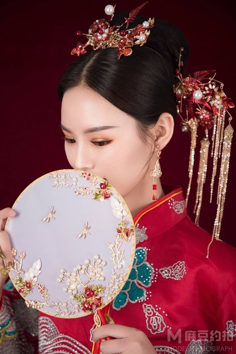妆容模特