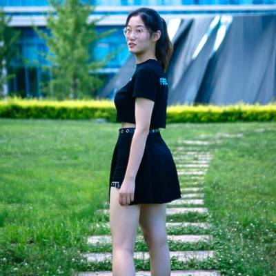校园模特