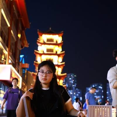 夜景模特