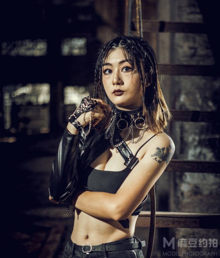 暗黑模特
