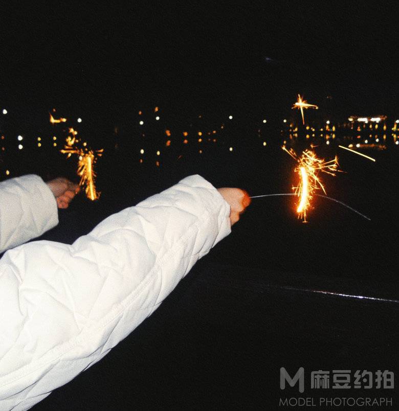 夜景模特