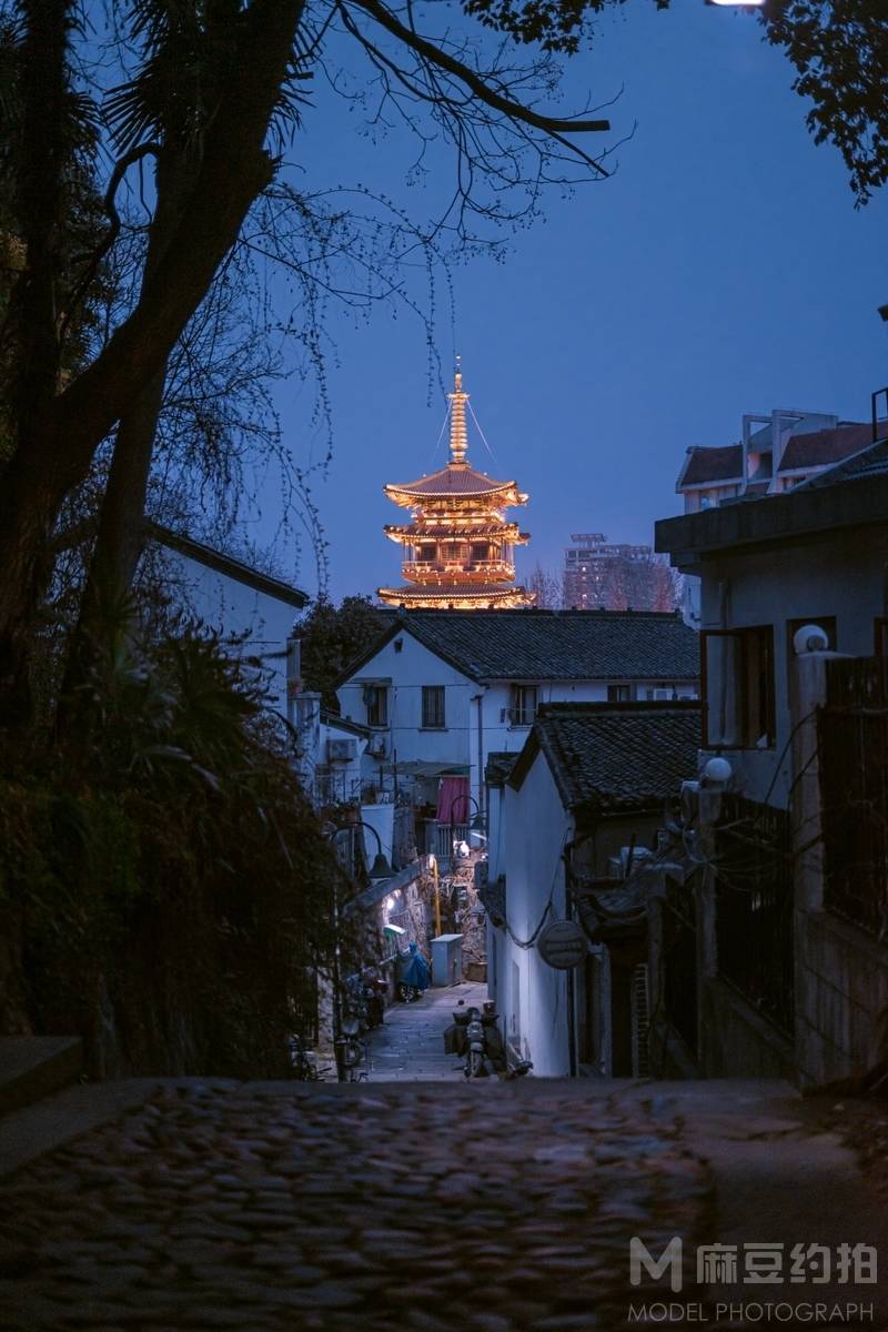 夜景模特