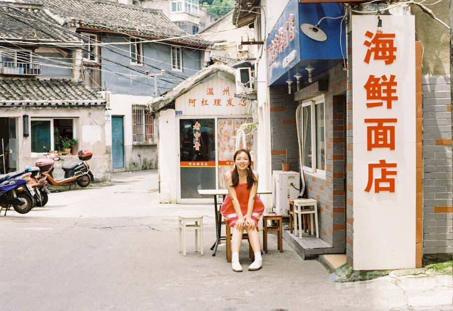校园模特