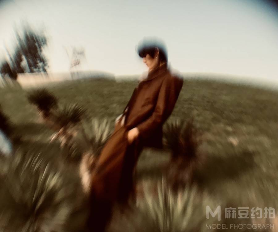 黑白模特